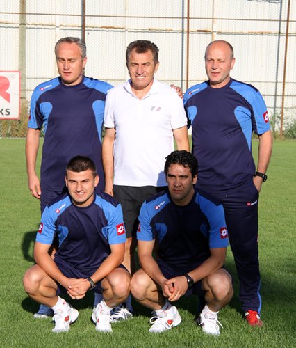Hüsnü Özkara