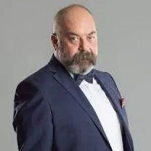 Ali Düşenkalkar