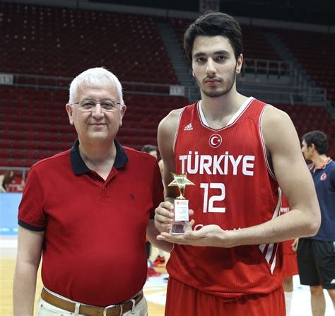 Turgut Atakol
