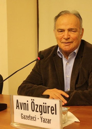 Avni Özgürel