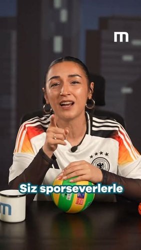 Özge Özel