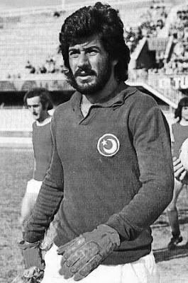 Yasin Özdenak