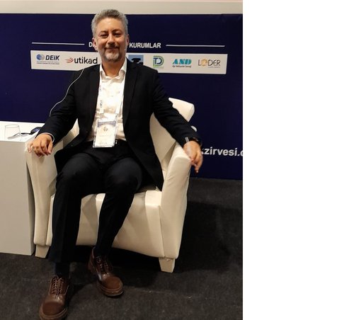 Turhan Tezol