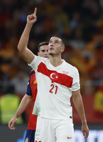 Deniz Gül
