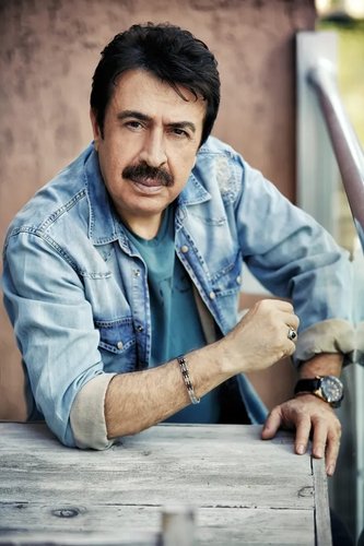 Ahmet Selçuk İlkan