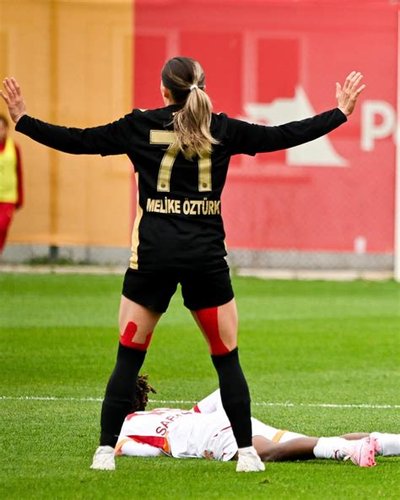 Melike Öztürk