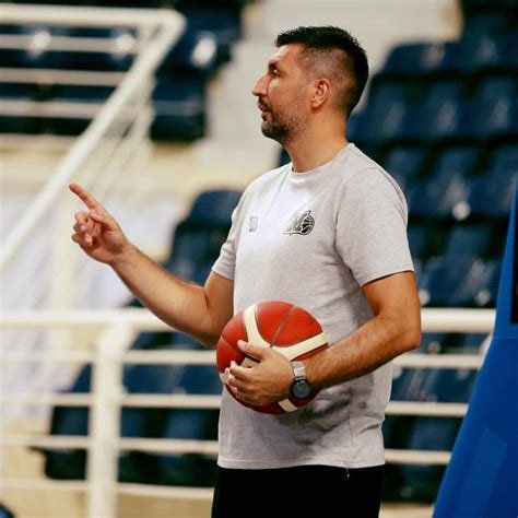 İnanç Koç