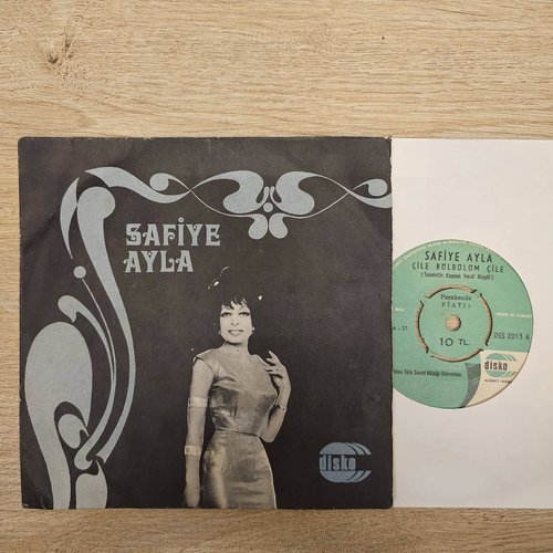 Safiye Ayla