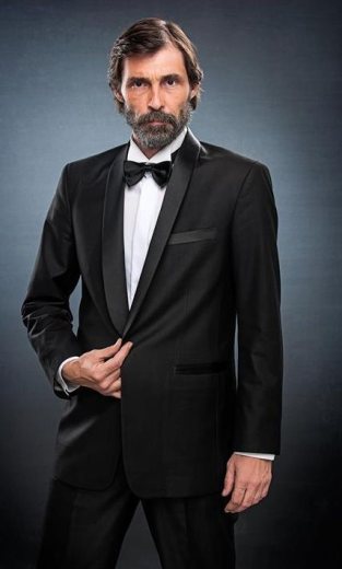 Erdal Beşikçioğlu