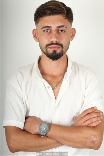 Oğuzhan Azğar