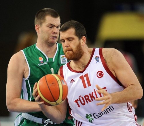 Oğuz Savaş