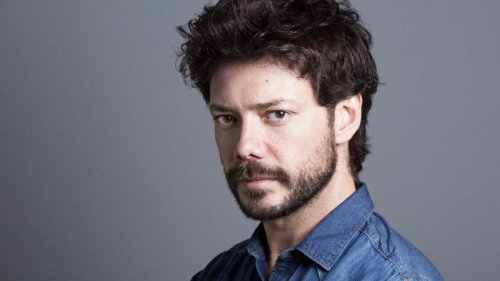 Alvaro Morte