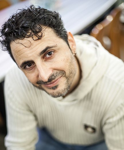 Suat Karausta