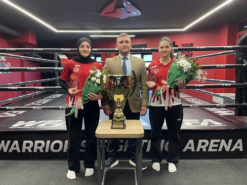 Campeão de Kickbox Marmara (Kickboks Marmara Şampiyonu)
