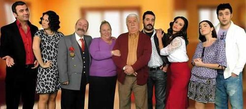 The Whole Family Together (Cümbür Cemaat Aile)