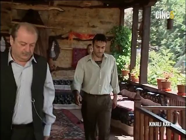 Χιόνι στο Χρώμα της Χένας (Kınalı Kar)