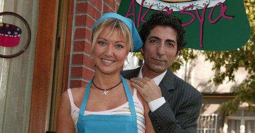 Bir Dilim Aşk i)